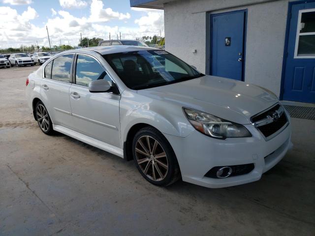  SUBARU LEGACY 2014 White