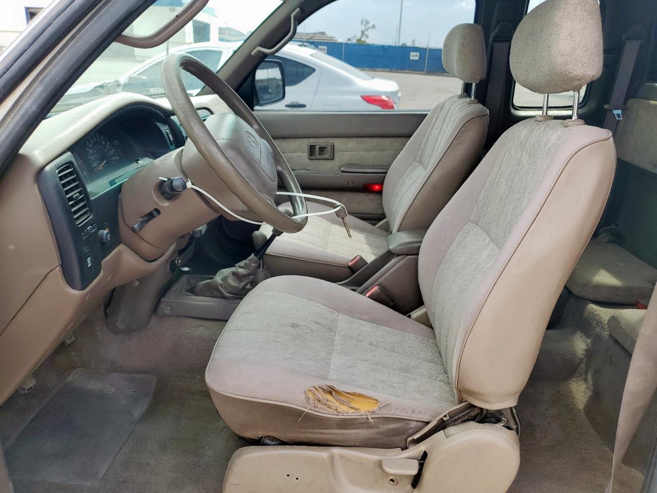 2000 Toyota Tacoma Xtracab VIN: 4TAWN72N0YZ684354 Lot: 81386485