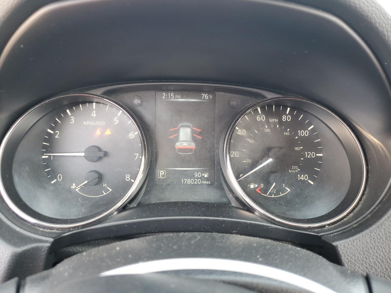 2017 Nissan Rogue S VIN: JN8AT2MT0HW393765 Lot: 82057655