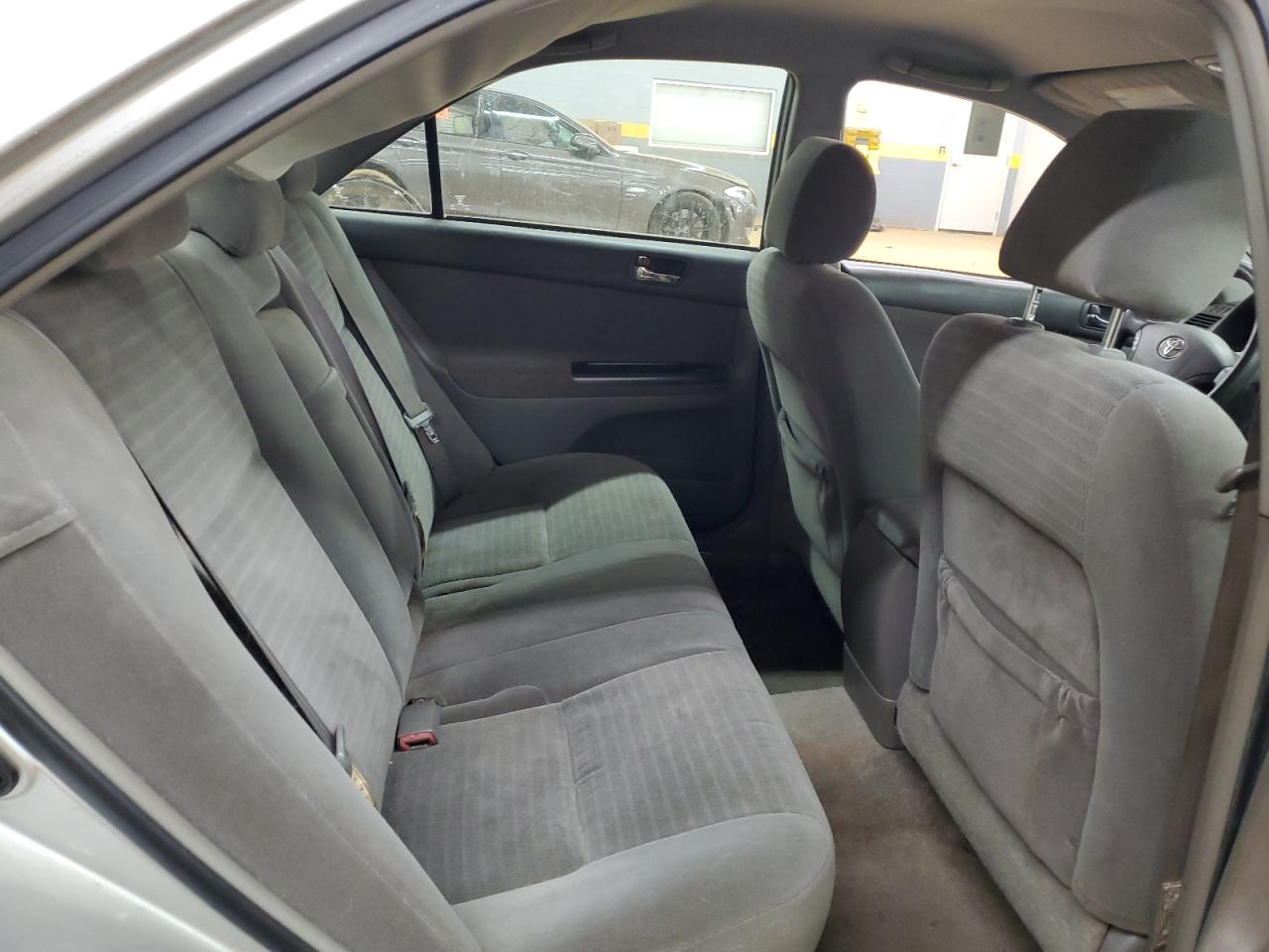 2005 Toyota Camry Le VIN: 4T1BE32K15U050668 Lot: 82148195