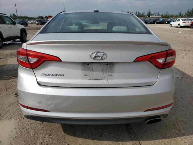  HYUNDAI SONATA 2016 Серебристый