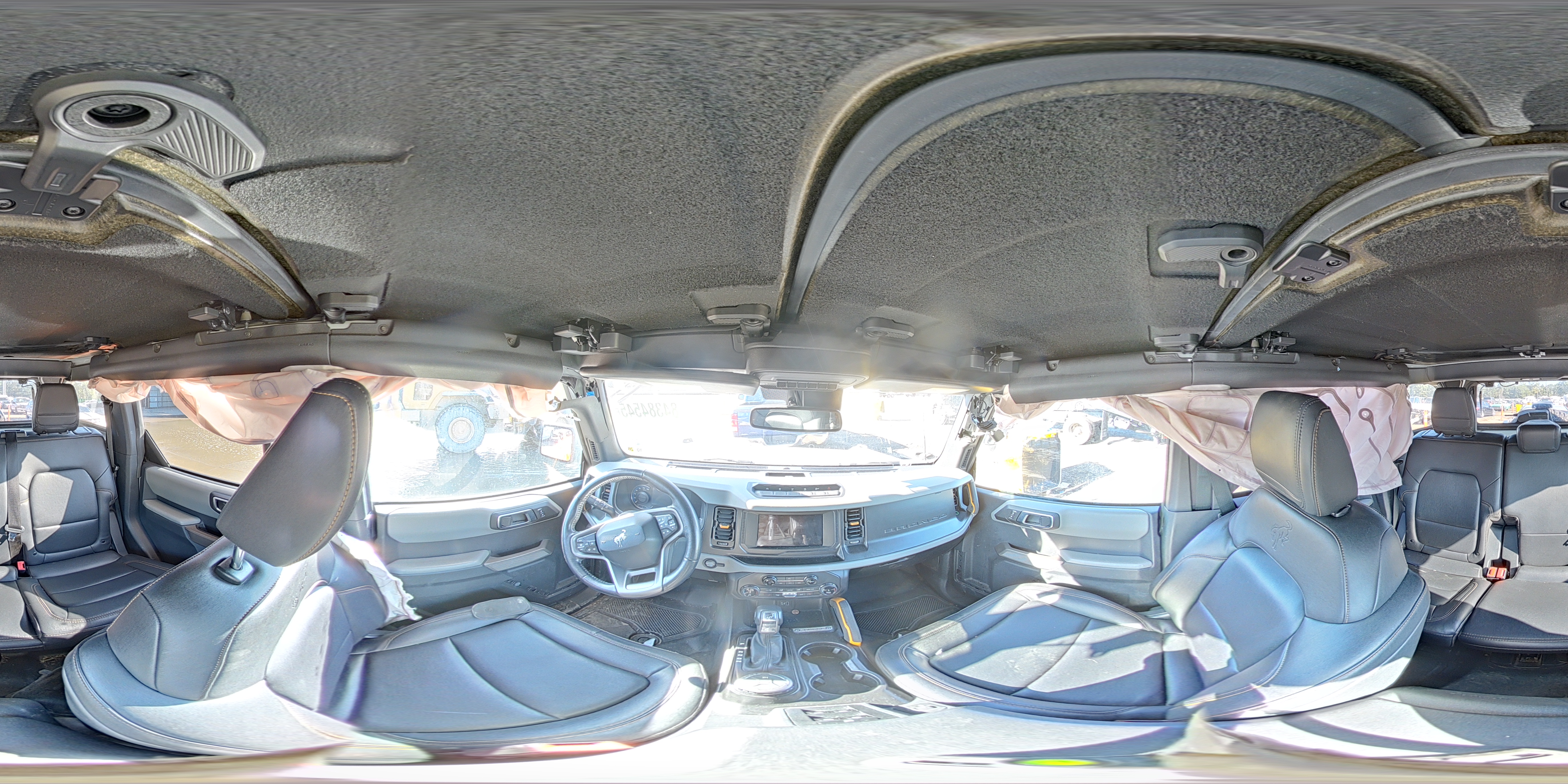 2022 Ford Bronco Base VIN: 1FMEE5DP7NLB62298 Lot: 84384545