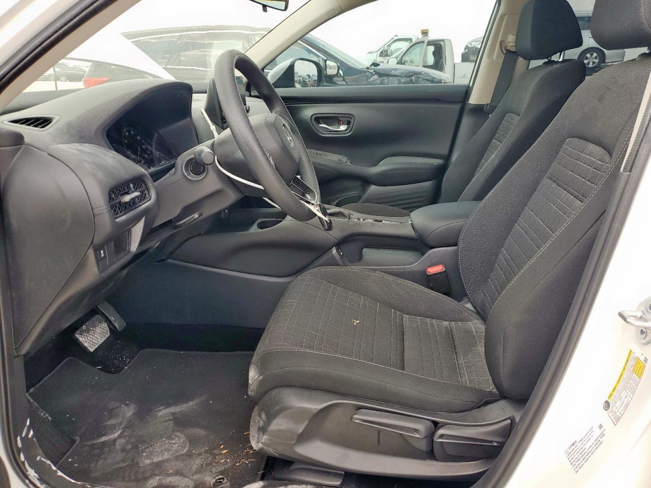 2025 Honda Hr-V Lx VIN: 3CZRZ1H38SM746840 Lot: 80868215