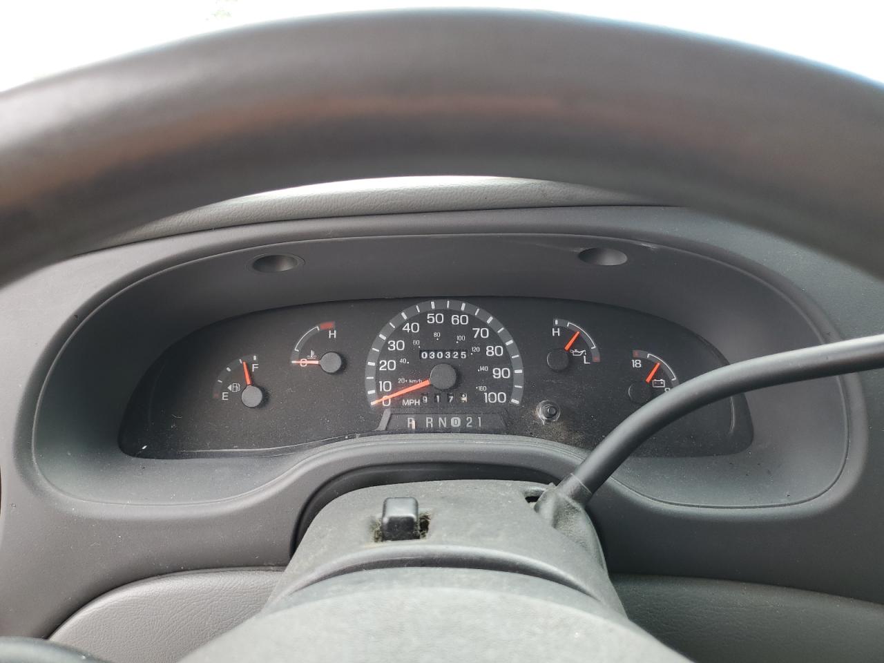 2003 Ford Econoline E150 Van VIN: 1FTRE142X3HA81444 Lot: 81185435