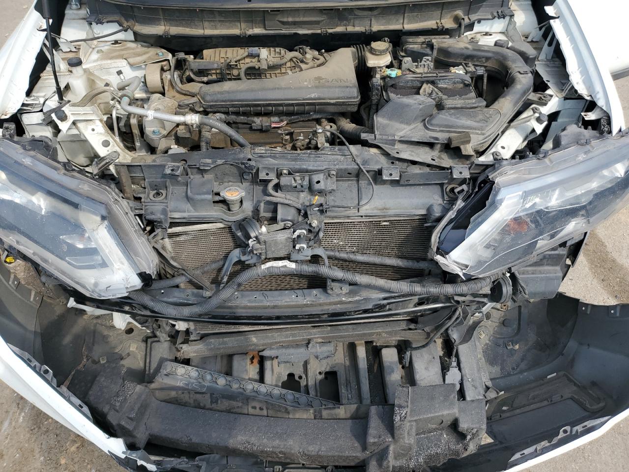 2018 Nissan Rogue S VIN: KNMAT2MT4JP543744 Lot: 80482945