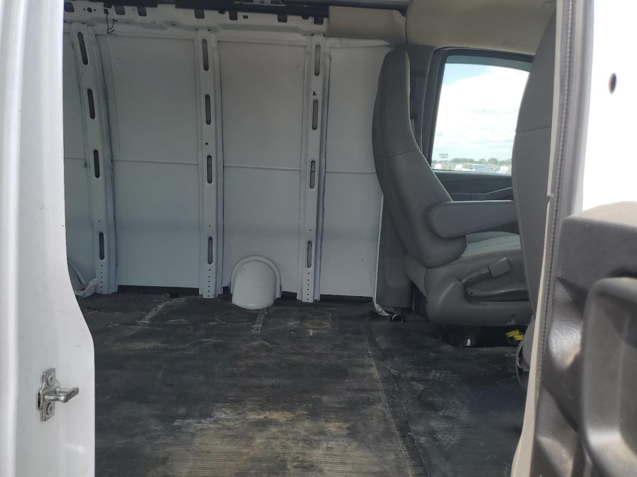 2023 Chevrolet Express G2500 VIN: 1GCWGAFP3P1203324 Lot: 71062645