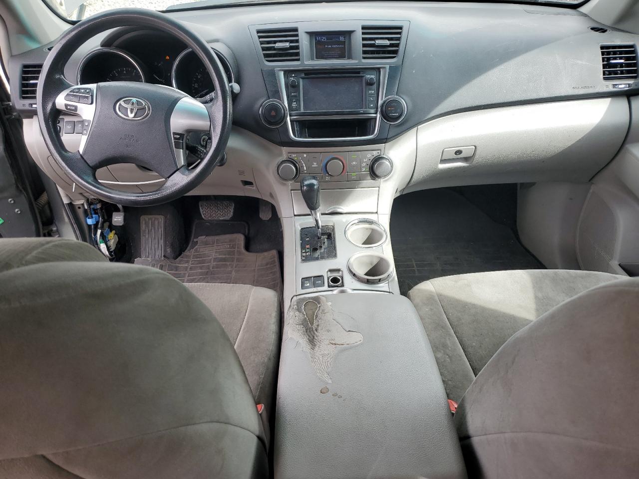 2013 Toyota Highlander Base VIN: 5TDBK3EH0DS177797 Lot: 81304895