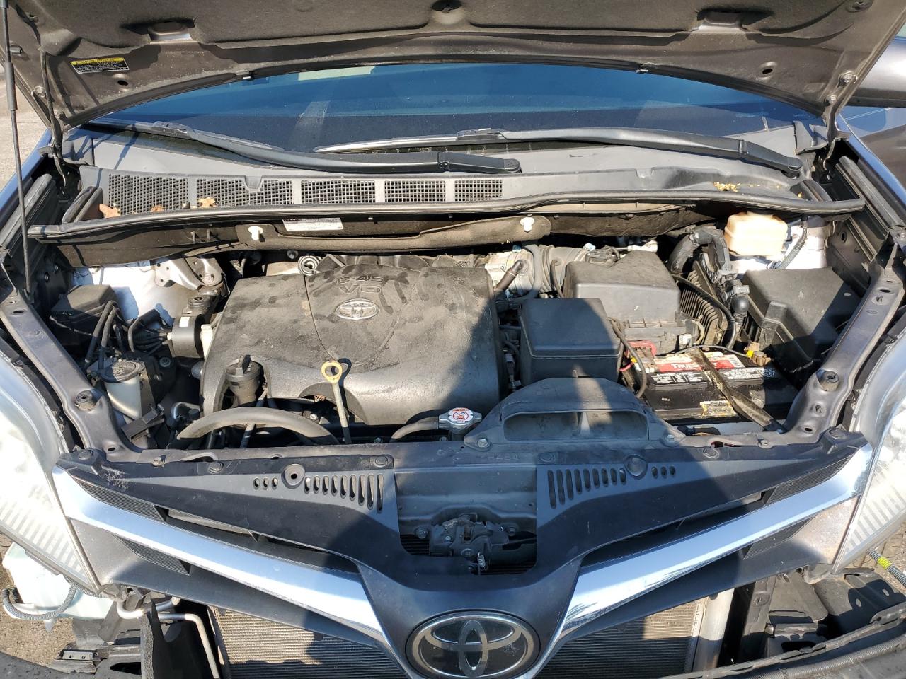 2019 Toyota Sienna Le VIN: 5TDKZ3DC2KS981646 Lot: 68524705