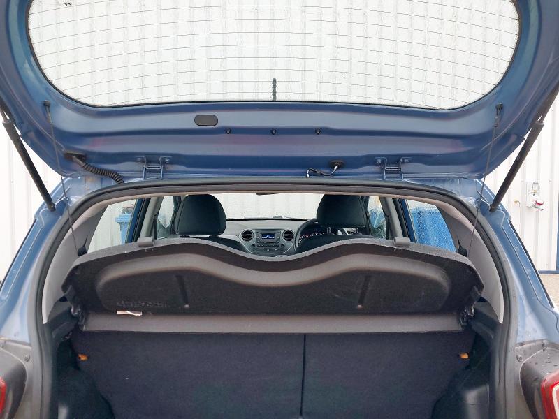 2017 HYUNDAI I10 SE