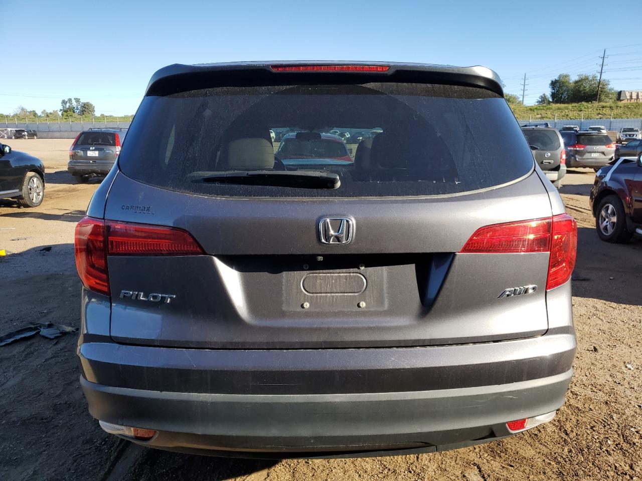 2018 Honda Pilot Lx VIN: 5FNYF6H16JB051636 Lot: 81814735