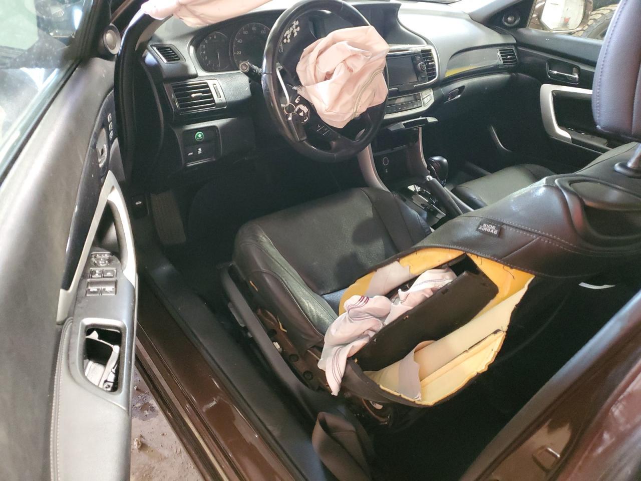 2013 Honda Accord Exl VIN: 1HGCT2B86DA010620 Lot: 84721385