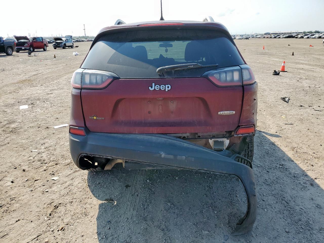 2020 Jeep Cherokee Latitude VIN: 1C4PJLCB6LD571063 Lot: 81089345