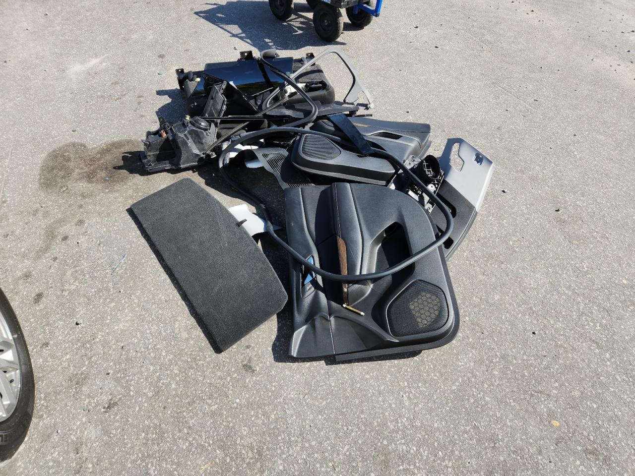 2018 GMC Acadia Sle VIN: 1GKKNLLA9JZ144048 Lot: 80715775