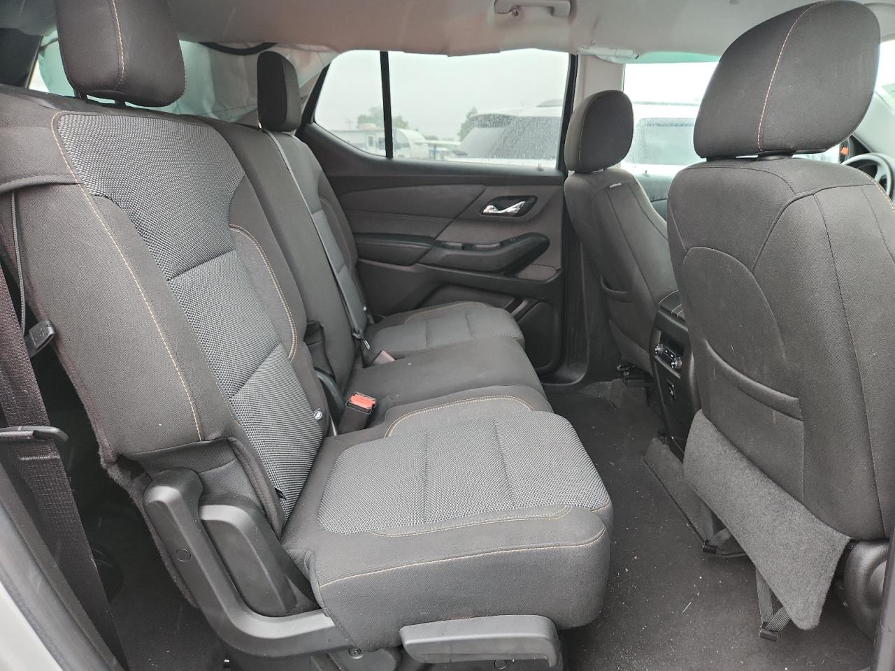 2018 Chevrolet Traverse Ls VIN: 1GNERFKWXJJ102389 Lot: 81070055
