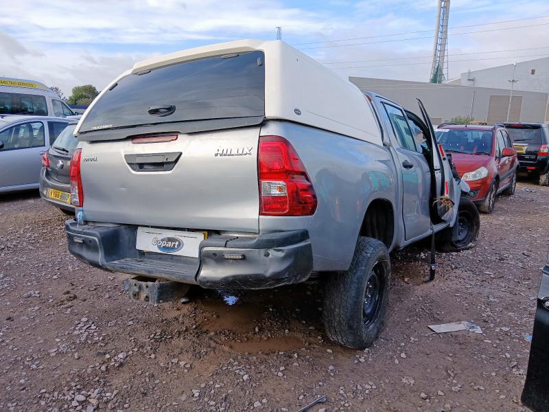 2017 TOYOTA HILUX ACTIVE