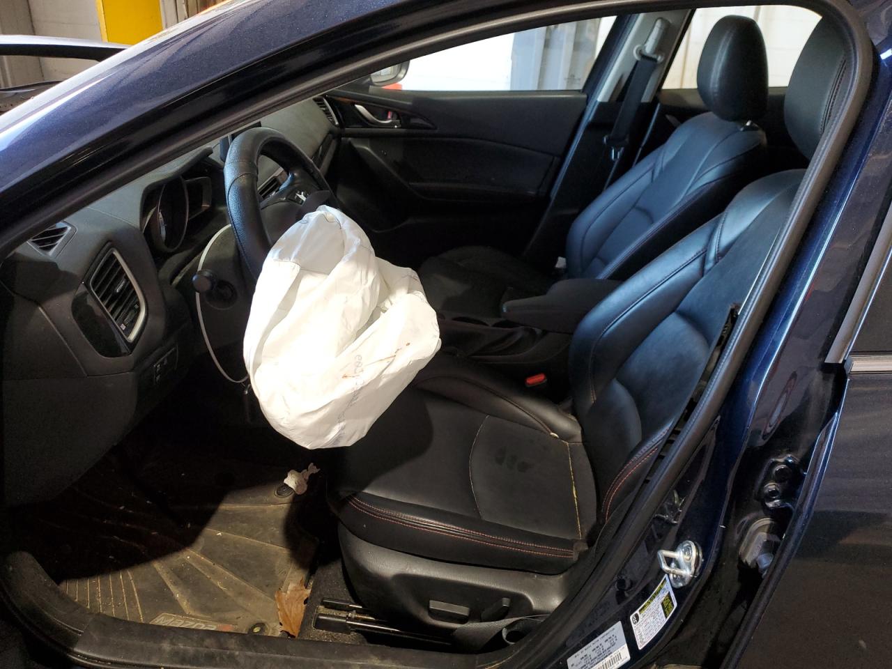 2016 Mazda 3 Grand Touring VIN: JM1BM1N76G1311817 Lot: 81489165