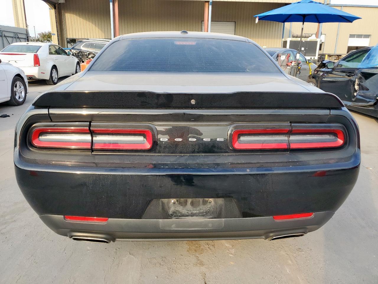 2019 Dodge Challenger Sxt VIN: 2C3CDZAG5KH525933 Lot: 71511575