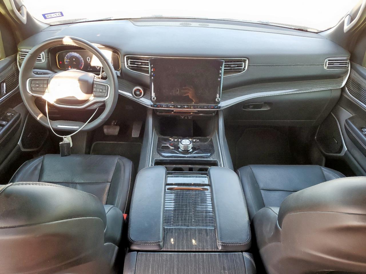 2022 Jeep Wagoneer Series Ii VIN: 1C4SJVBT2NS101174 Lot: 64860075