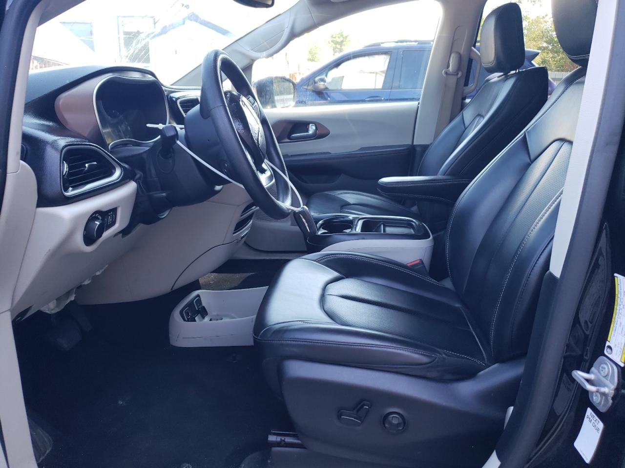 2020 Chrysler Voyager Lxi VIN: 2C4RC1DG0LR145111 Lot: 80729105