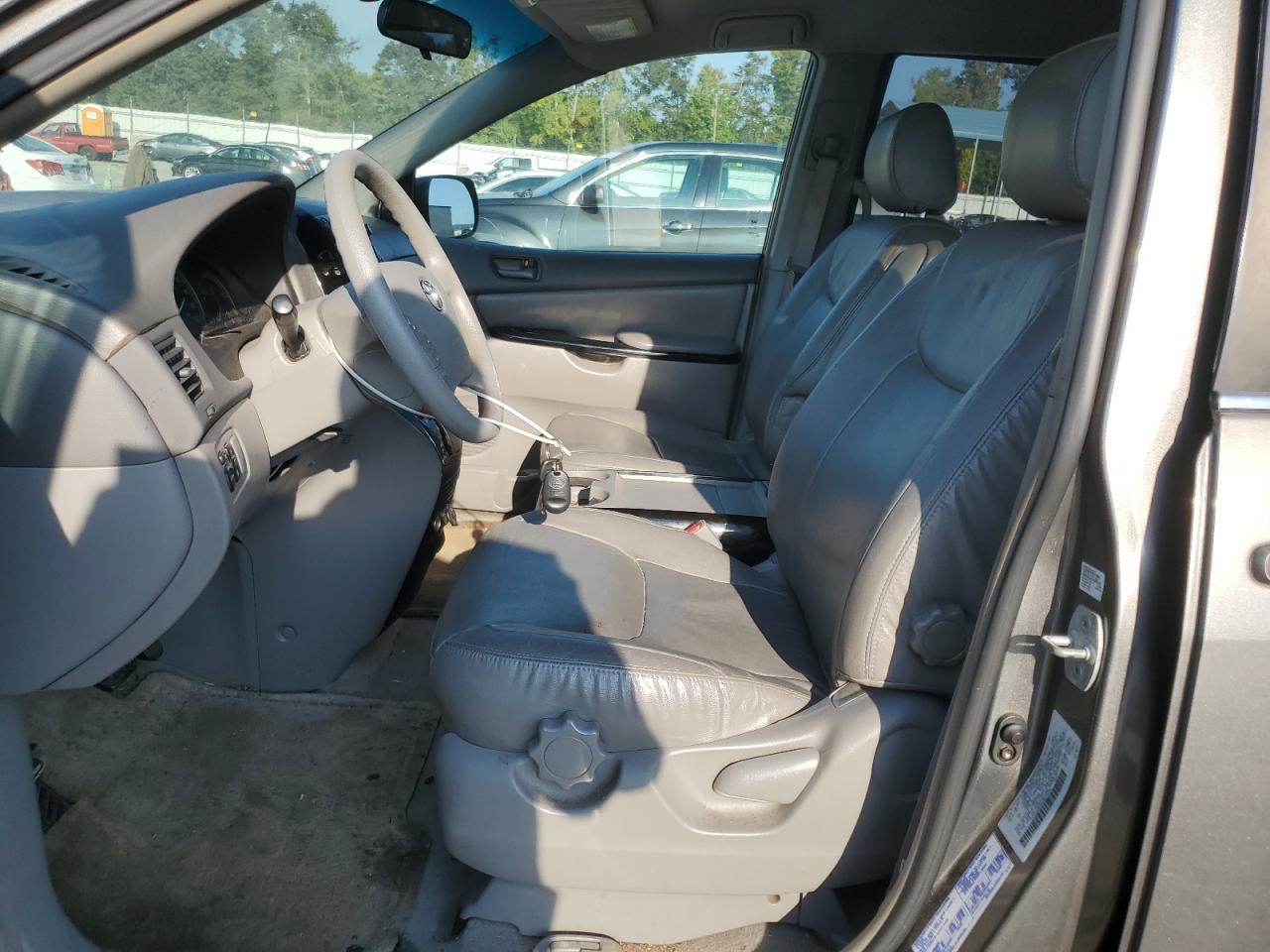2004 Toyota Sienna Ce VIN: 5TDZA23C84S074615 Lot: 81436455
