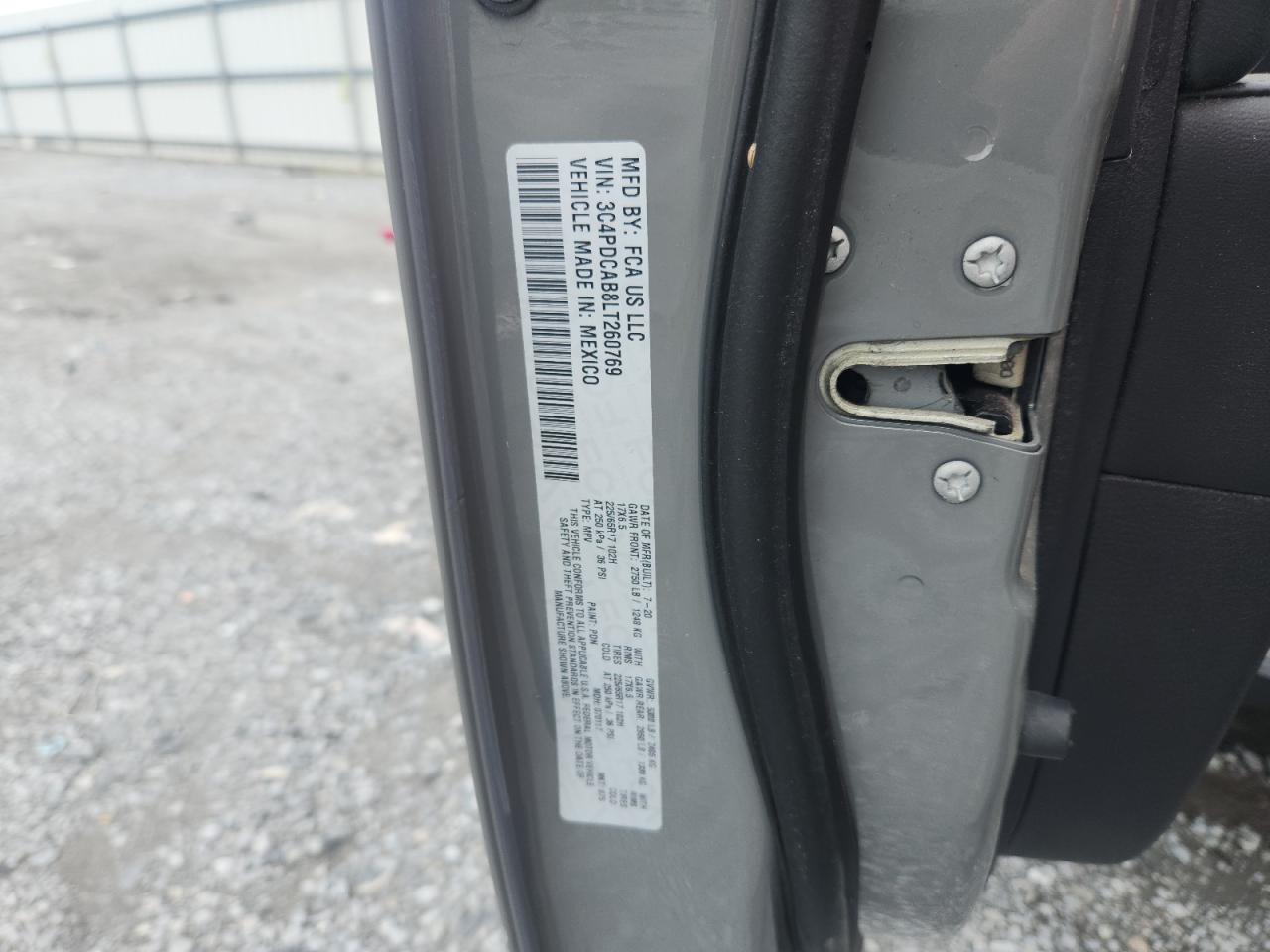 2020 Dodge Journey Se VIN: 3C4PDCAB8LT260769 Lot: 81642835