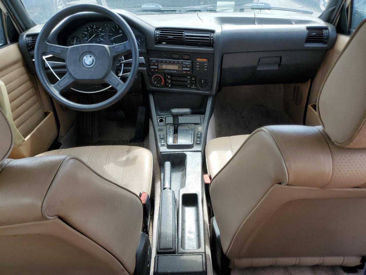 1989 BMW 325 I Automatic VIN: WBAAD2308K8848967 Lot: 82097665
