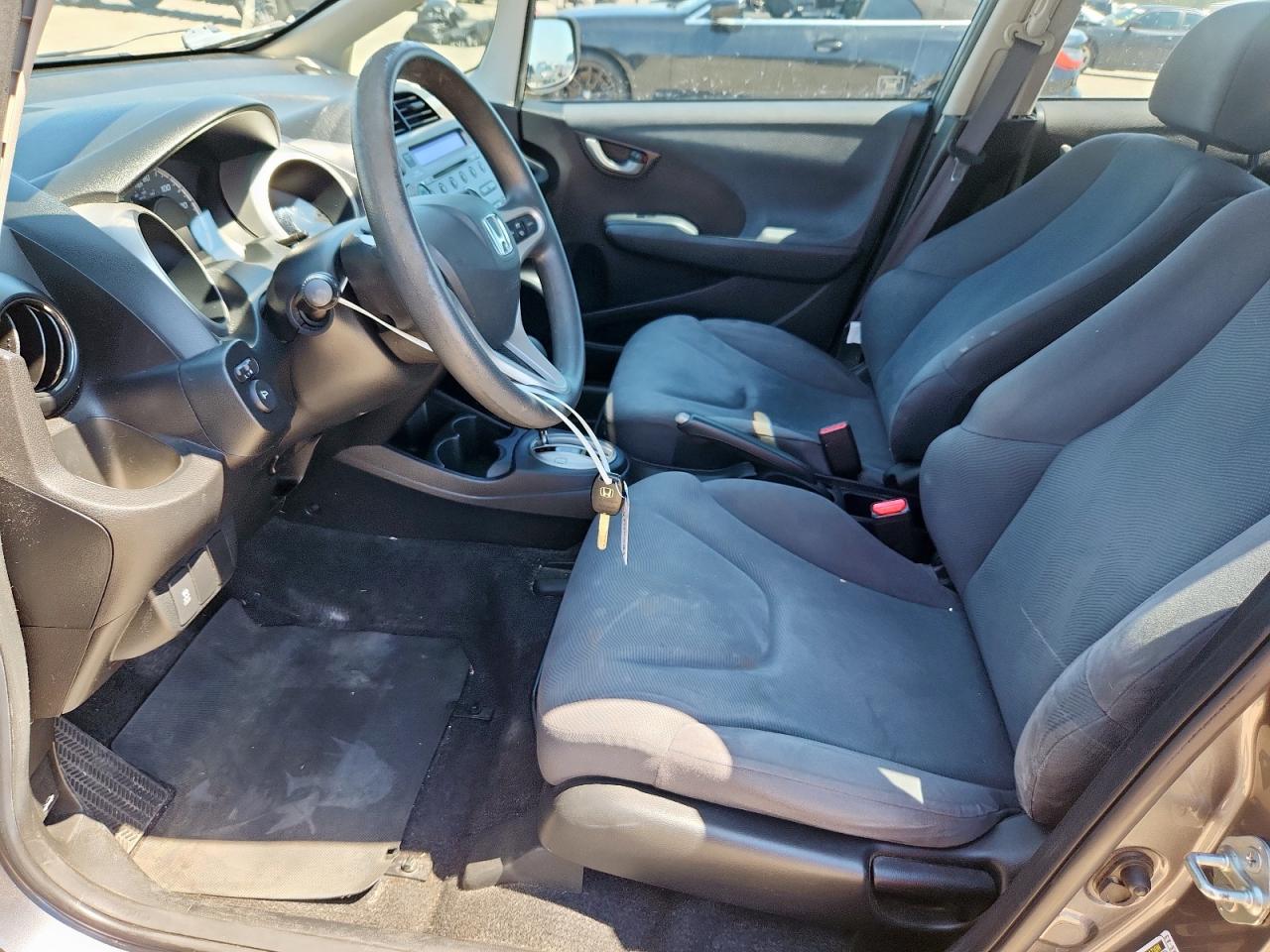 2013 Honda Fit VIN: JHMGE8H38DC075870 Lot: 71414545