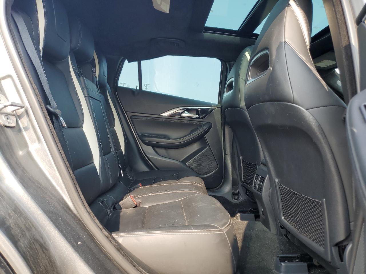 2017 Infiniti Qx30 Base VIN: SJKCH5CP6HA037990 Lot: 71861005