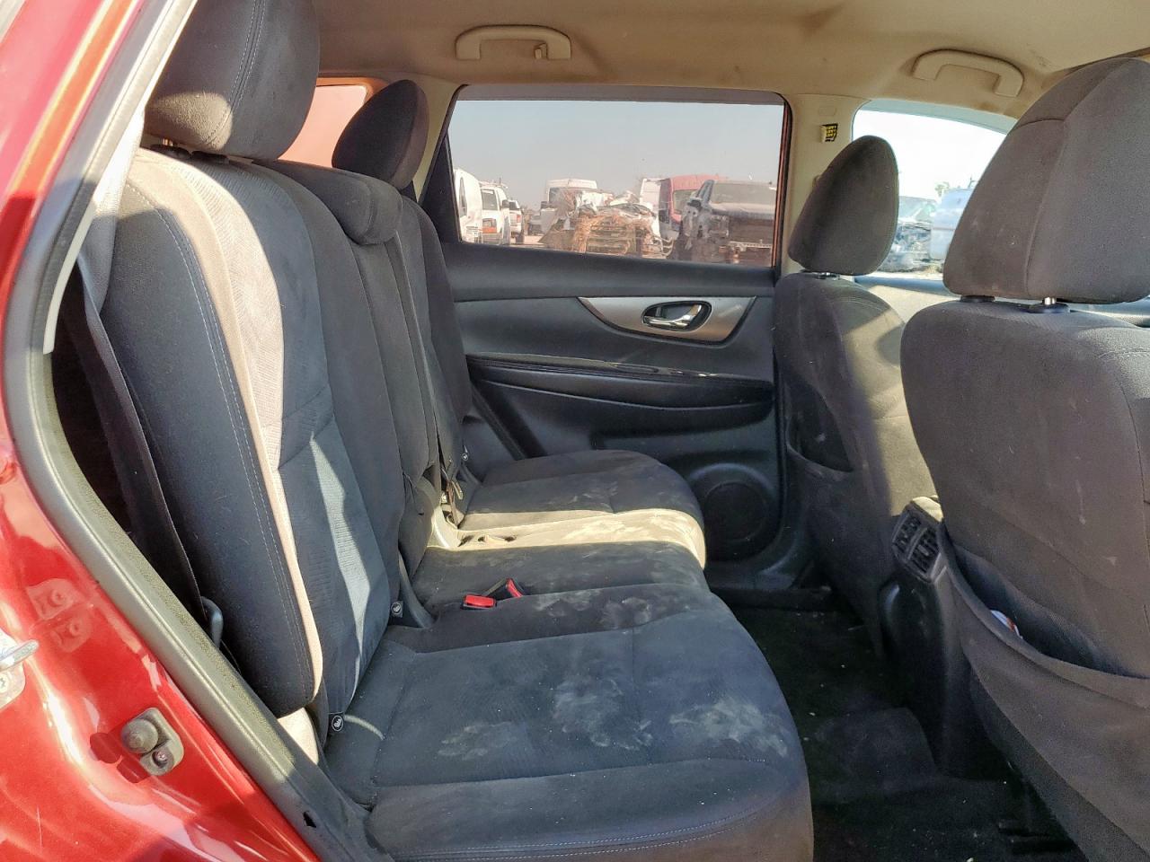 2015 Nissan Rogue S VIN: KNMAT2MT4FP543444 Lot: 80496245