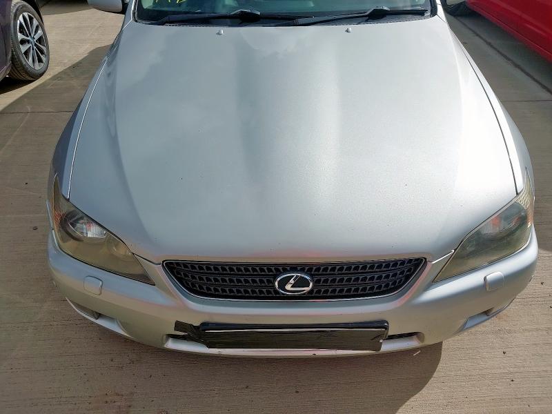 2004 LEXUS IS200 SE AUTO 