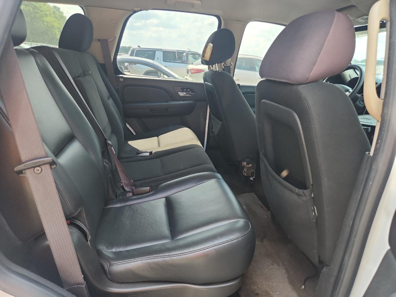 2010 Chevrolet Tahoe C1500 Ls VIN: 1GNMCAE03AR181574 Lot: 81551555