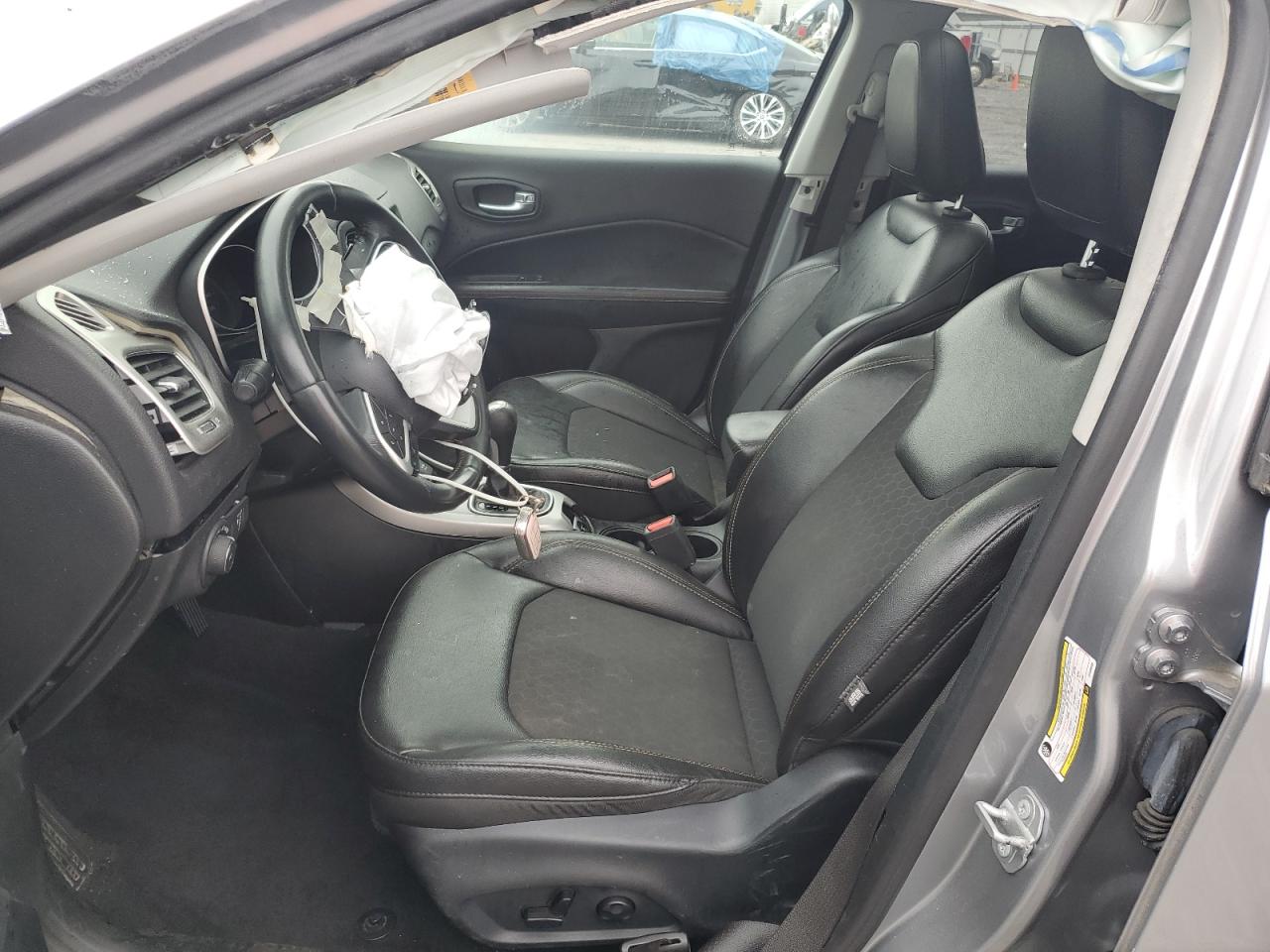 2018 Jeep Compass Latitude VIN: 3C4NJDBB5JT398688 Lot: 84835035