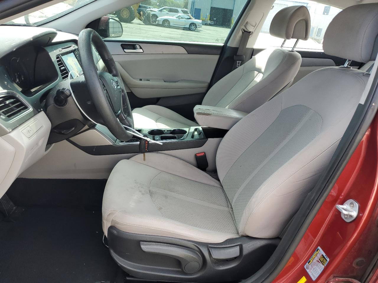 2016 Hyundai Sonata Se VIN: 5NPE24AF2GH365464 Lot: 81822055