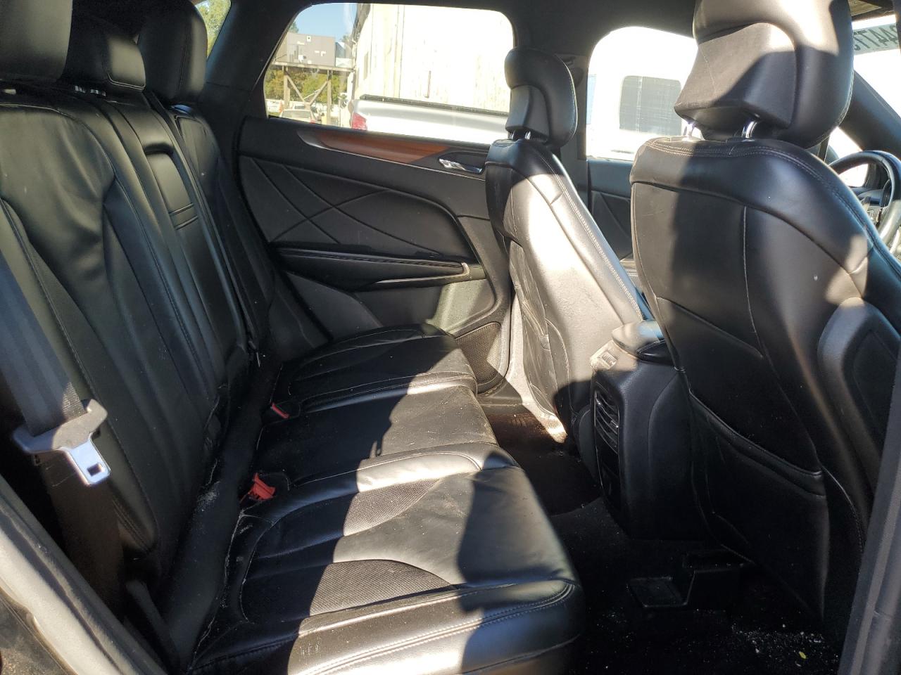 2017 Lincoln Mkc Select VIN: 5LMCJ2D92HUL08122 Lot: 84244775