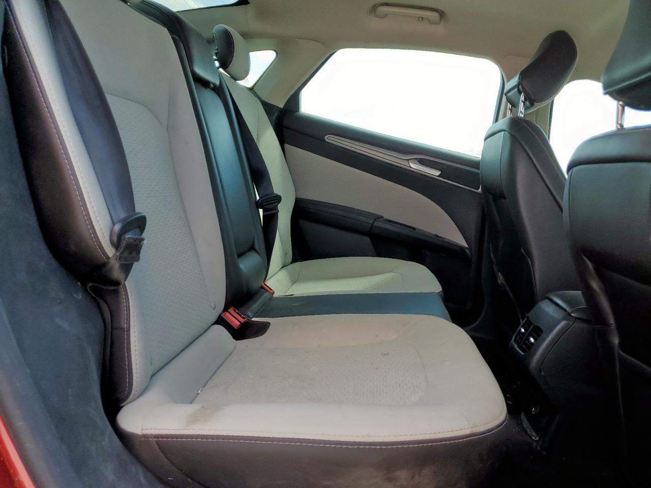 2020 Ford Fusion Se VIN: 3FA6P0HD4LR246119 Lot: 84301075