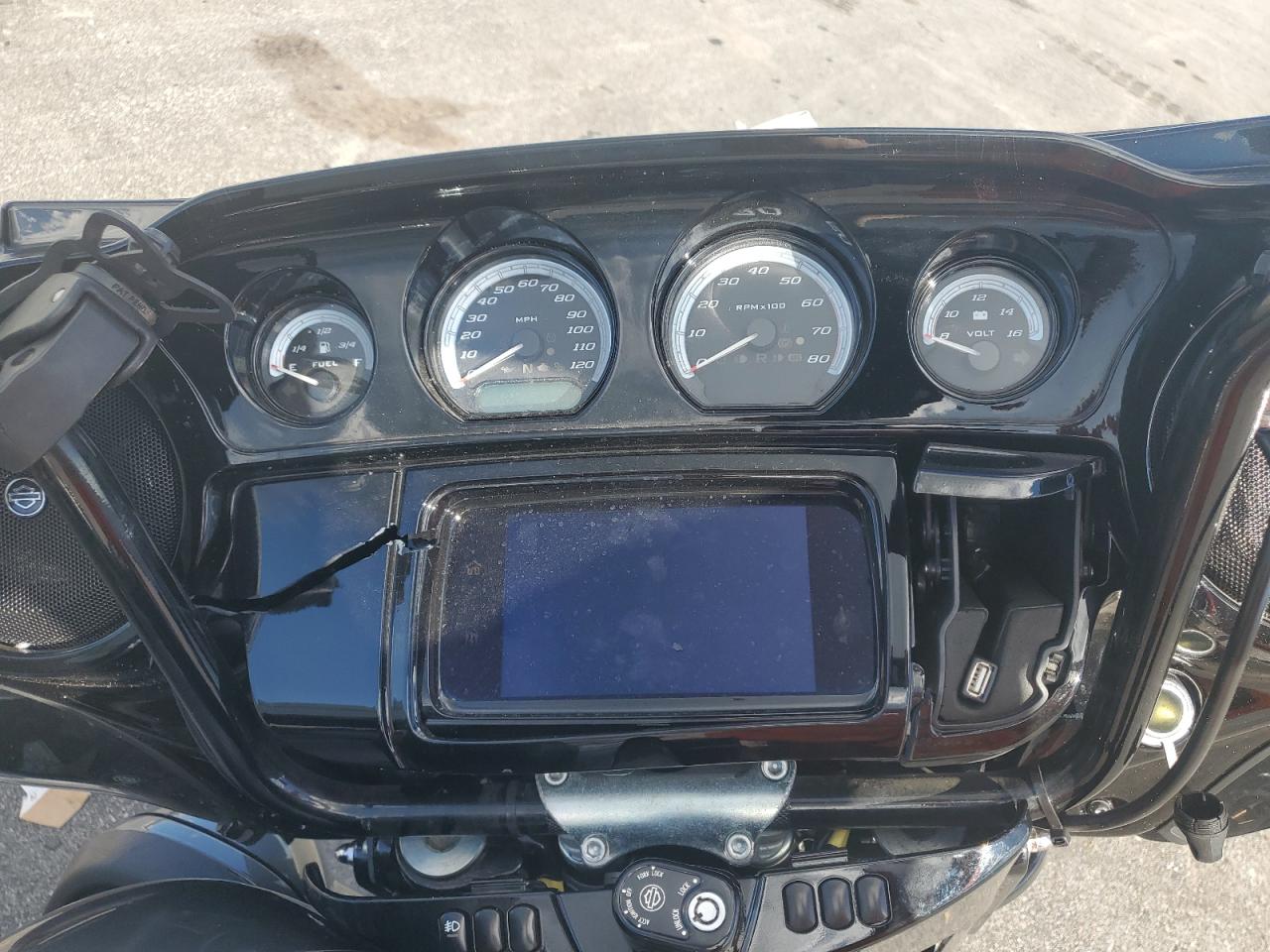 2021 Harley-Davidson Flhtk VIN: 1HD1KEF16MB619108 Lot: 83973055