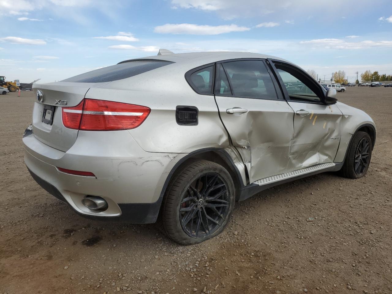 Фото: 5UXFG4C53AL225774