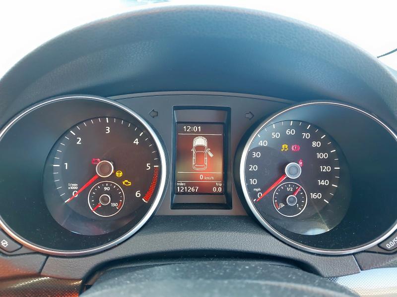 2010 VOLKSWAGEN GOLF MATCH TDI 