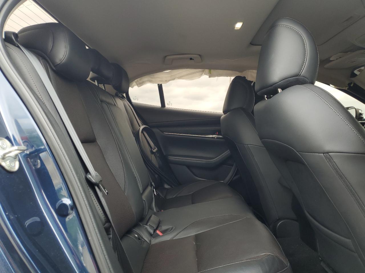 2019 Mazda 3 Premium VIN: 3MZBPAEM2KM111989 Lot: 81444605