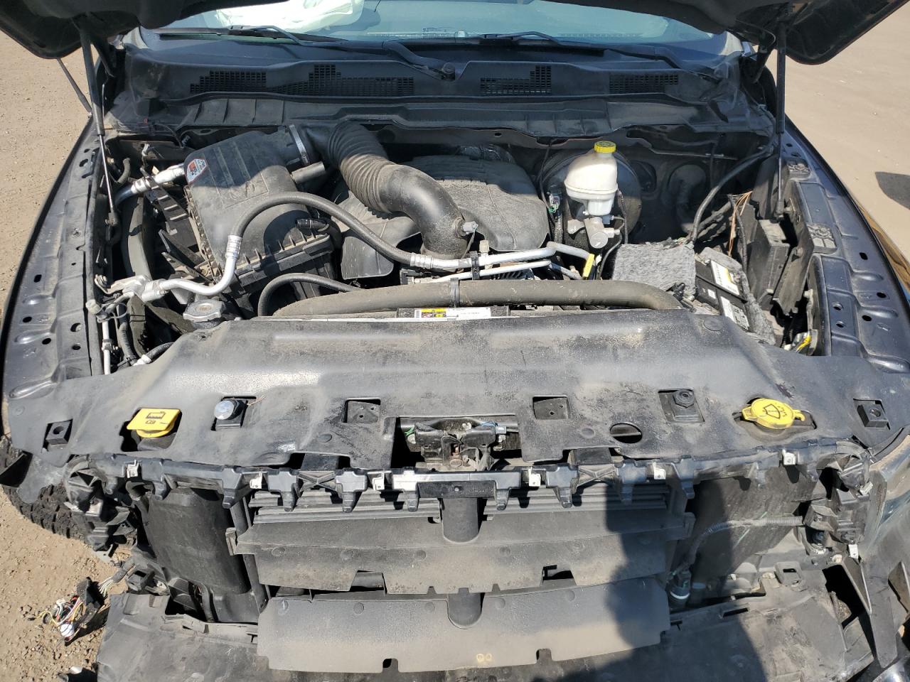 2015 Ram 1500 St VIN: 3C6JR7ATXFG616411 Lot: 81657385