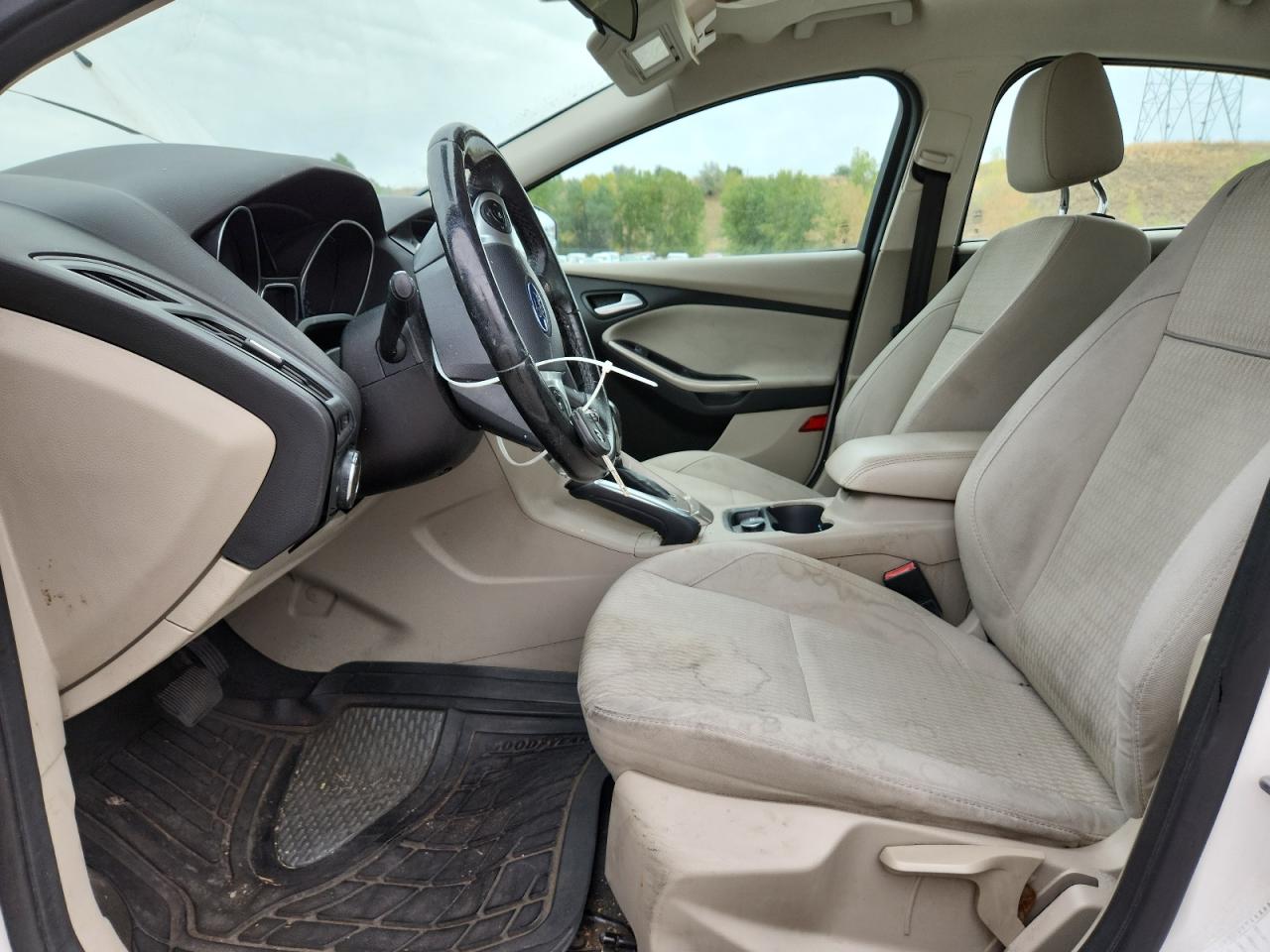 2012 Ford Focus Sel VIN: 1FAHP3H2XCL373402 Lot: 81602315