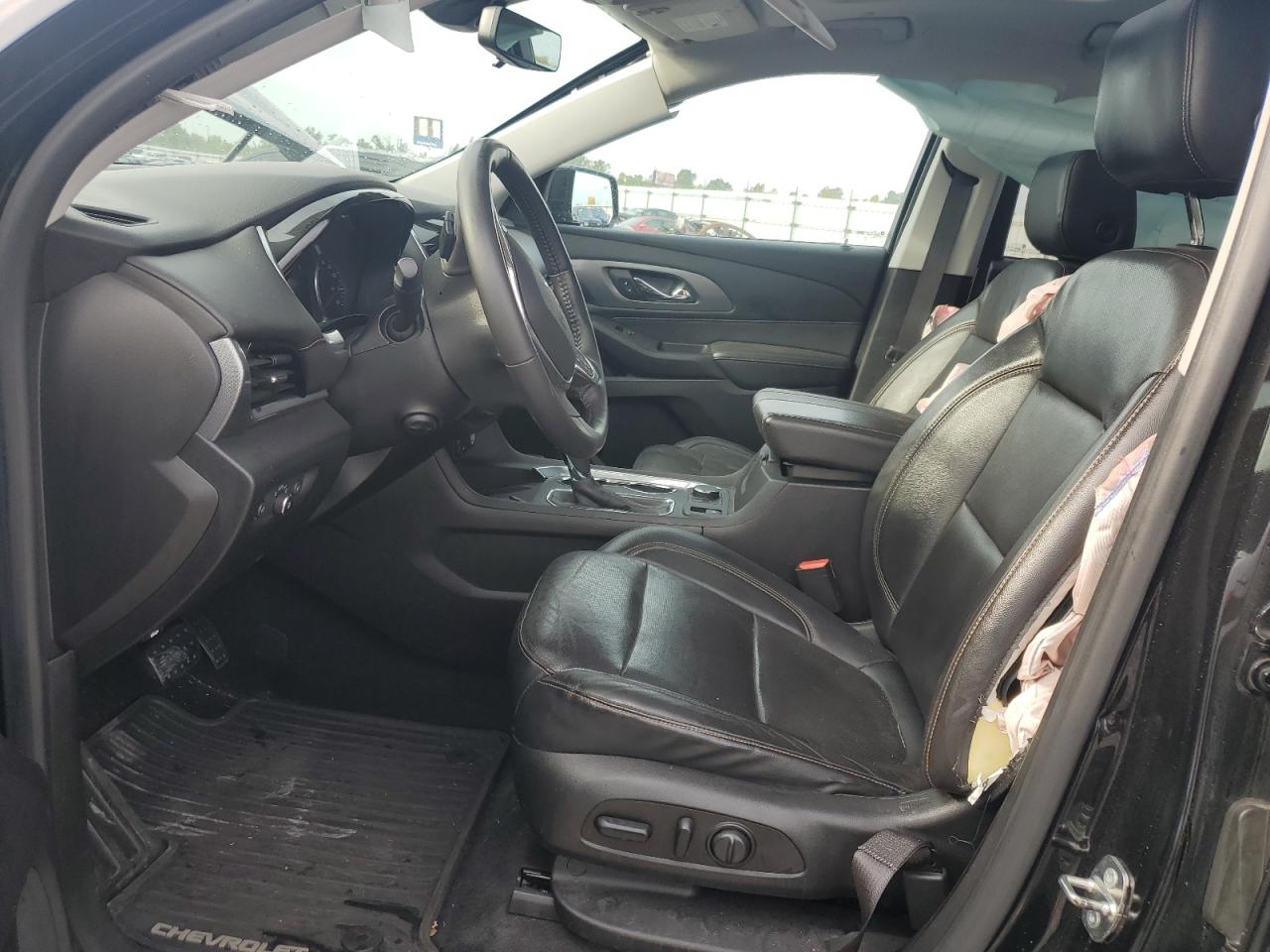 2018 Chevrolet Traverse Premier VIN: 1GNERKKWXJJ180664 Lot: 81327405