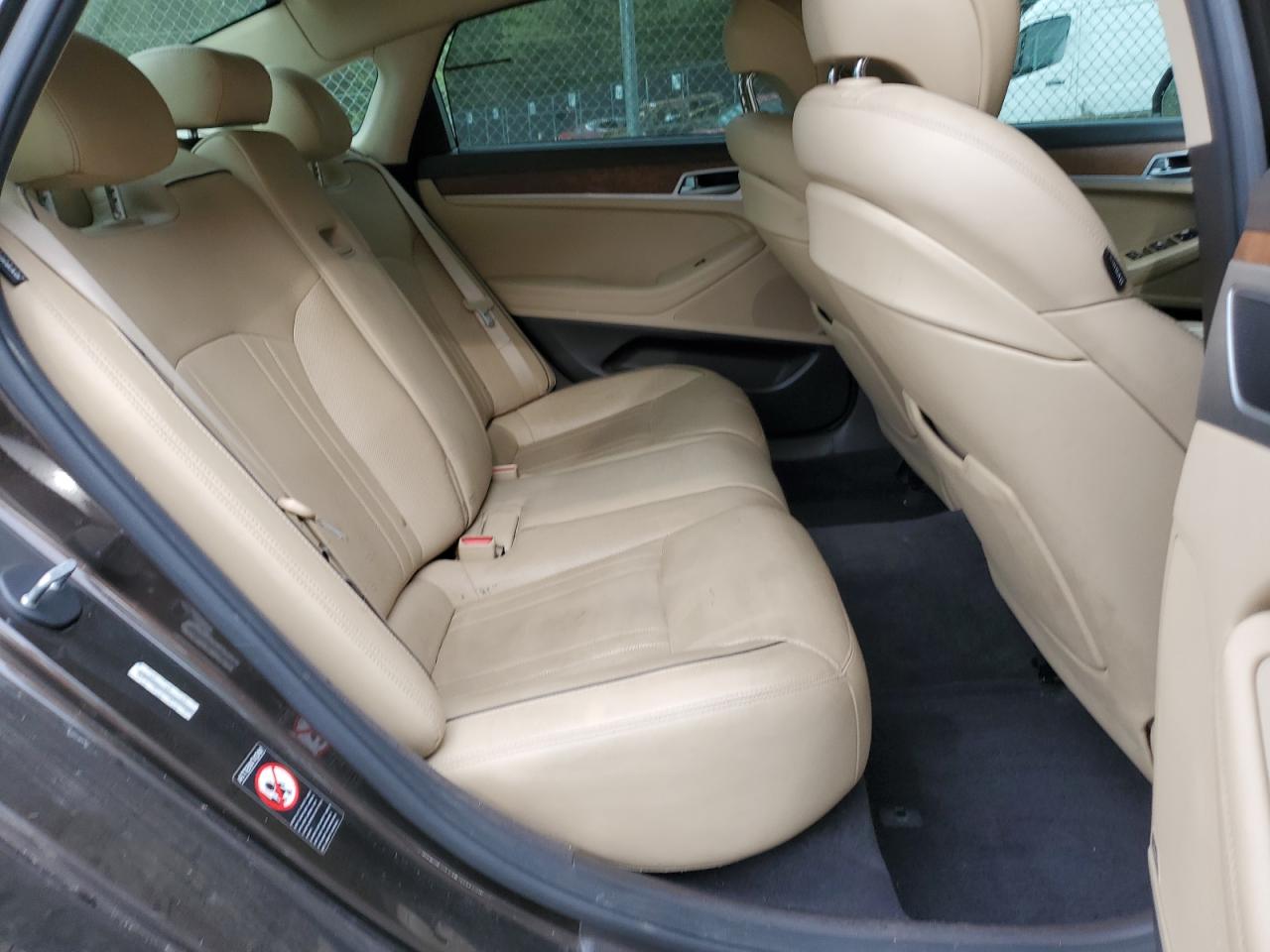 2015 Hyundai Genesis 3.8L VIN: KMHGN4JE2FU021253 Lot: 83924985