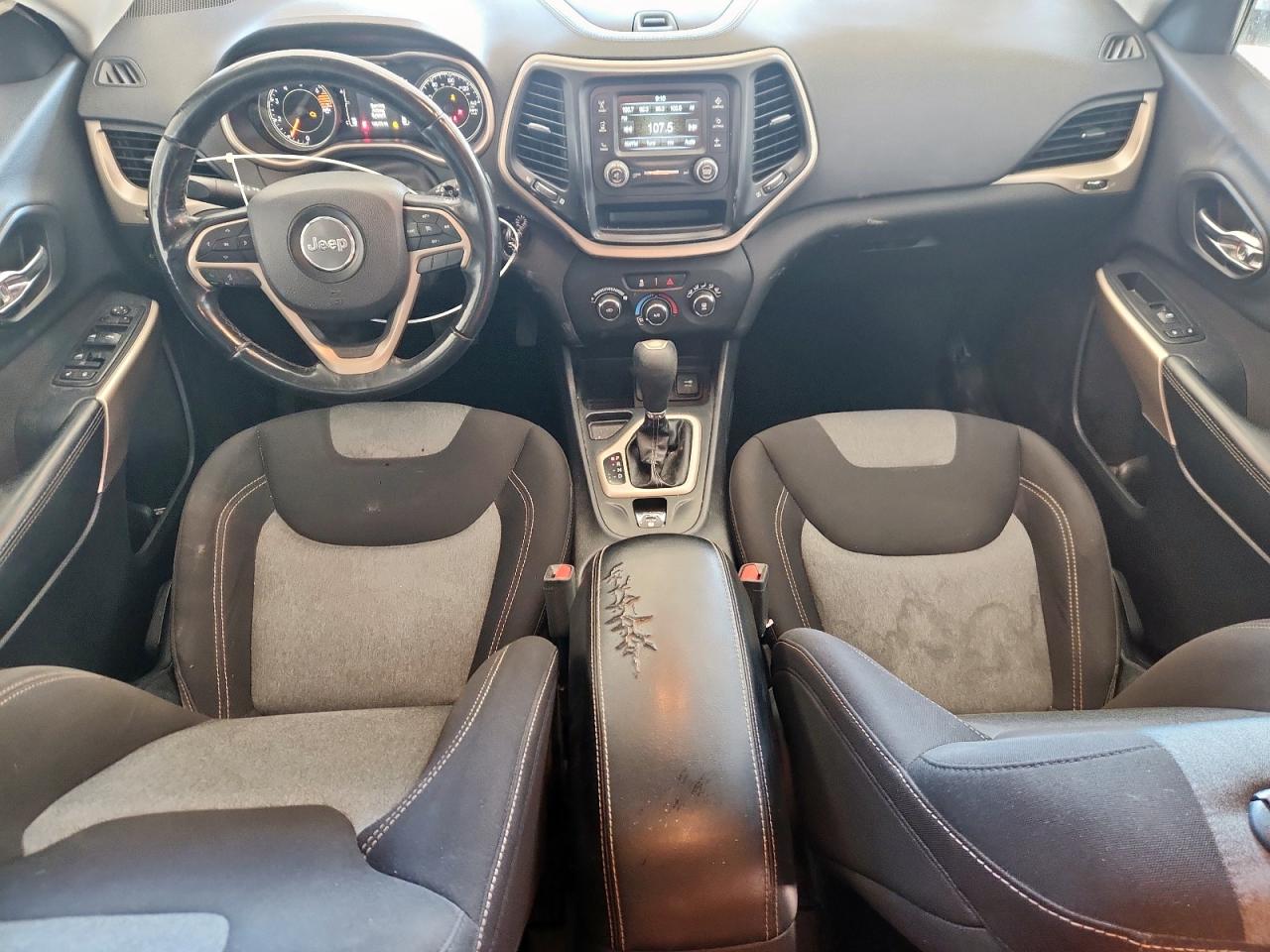 2018 Jeep Cherokee Latitude VIN: 1C4PJLCB9JD542332 Lot: 80904495