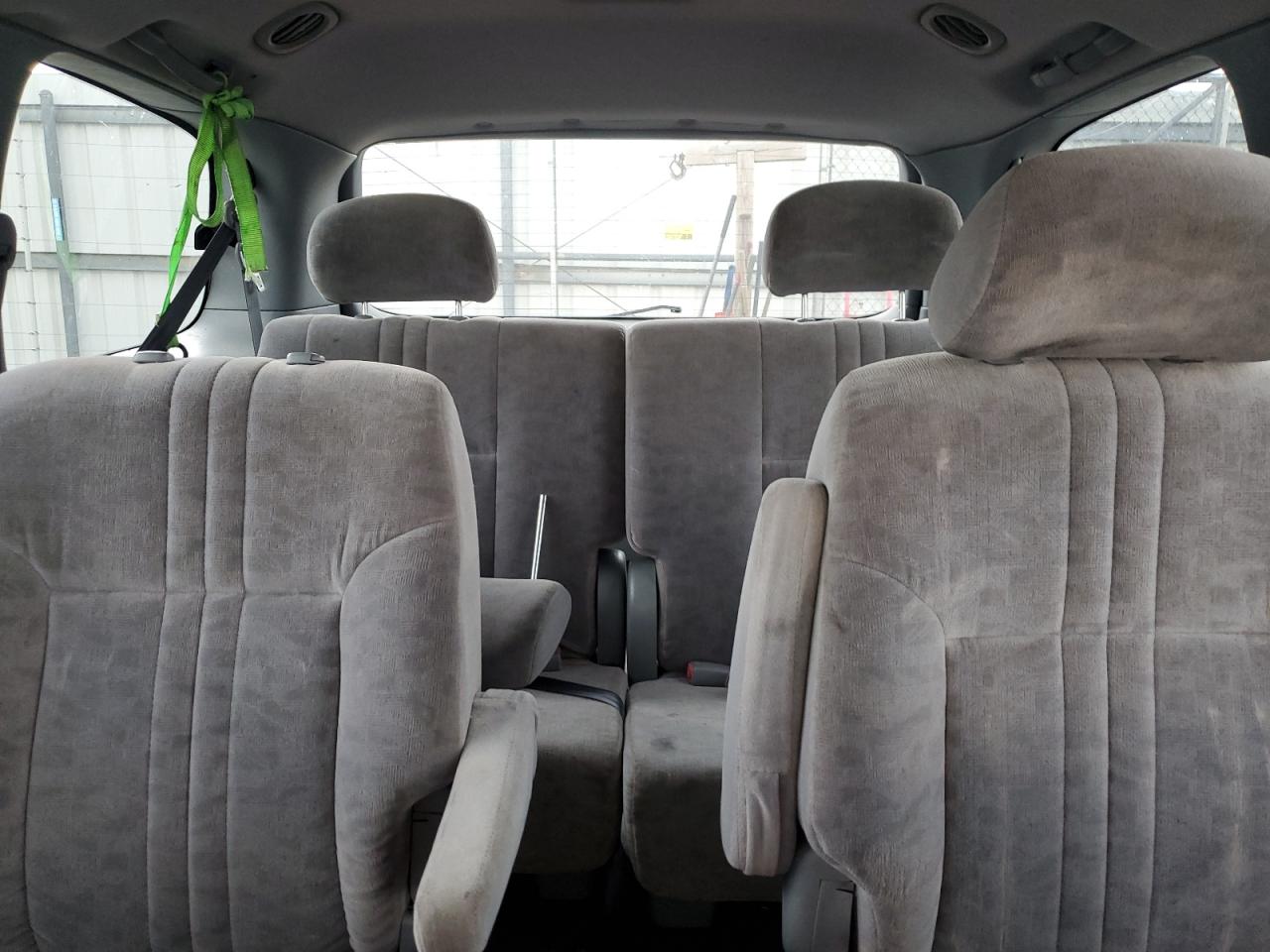 2001 Toyota Sienna Le VIN: 4T3ZF13C71U330670 Lot: 80197355