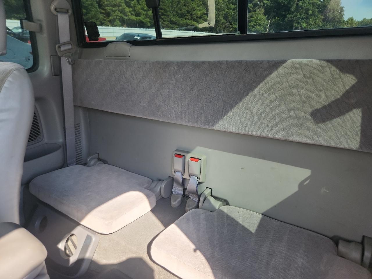 2004 Toyota Tacoma Xtracab Prerunner VIN: 5TESN92N24Z395019 Lot: 82034555