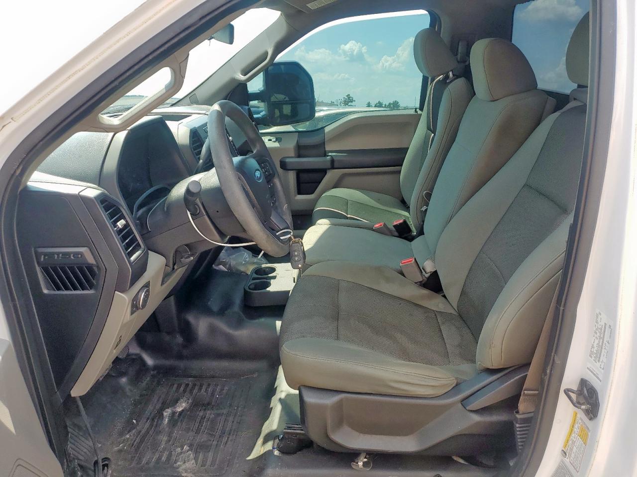 2017 Ford F150 VIN: 1FTMF1C89HKD27603 Lot: 70846625