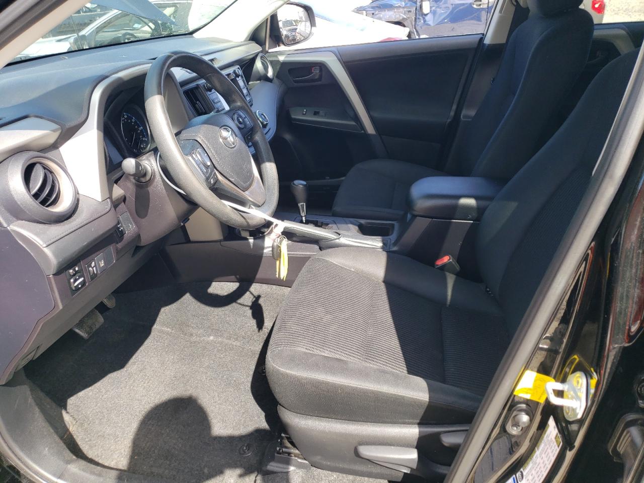 2017 Toyota Rav4 Le VIN: 2T3BFREV2HW613910 Lot: 71789005