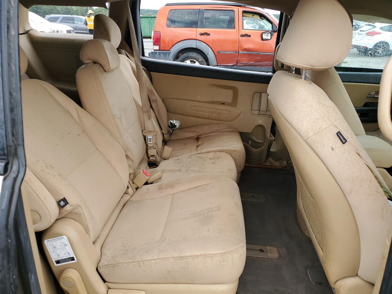 2017 Kia Sedona Lx VIN: KNDMB5C18H6302156 Lot: 81033375