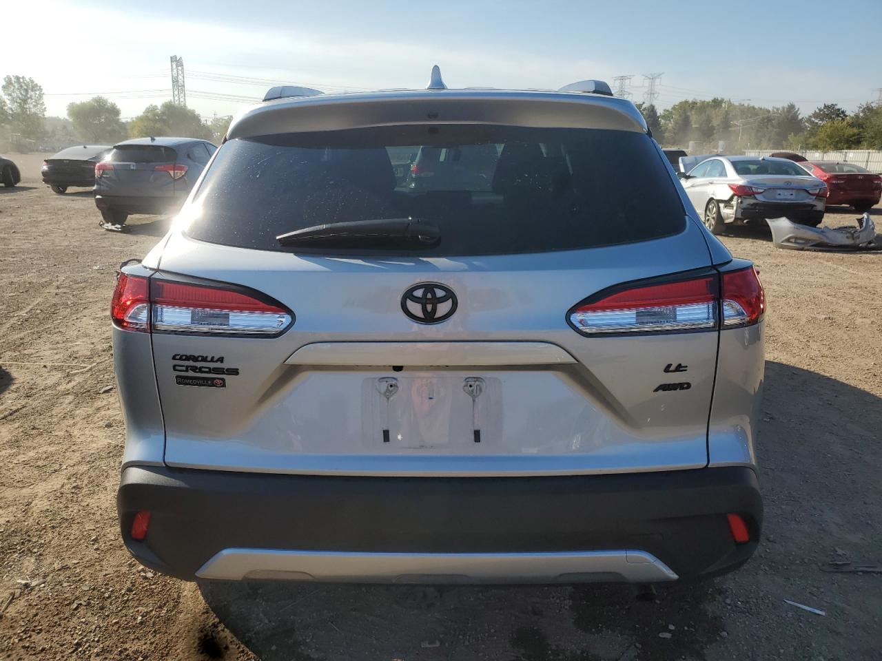 2022 Toyota Corolla Cross Le VIN: 7MUBAABG5NV021166 Lot: 81017595